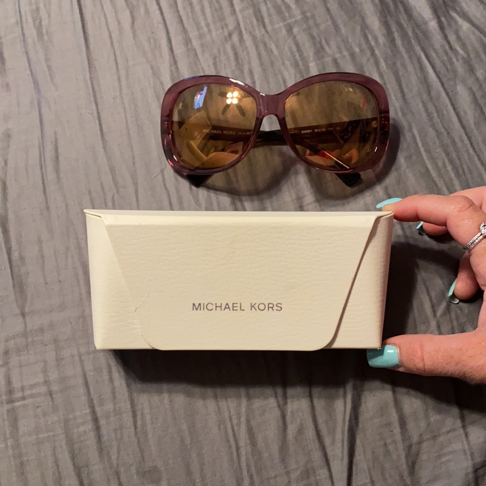 Mk Sunglasses - Picture 3 of 4